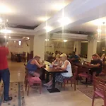 Отель Nazar